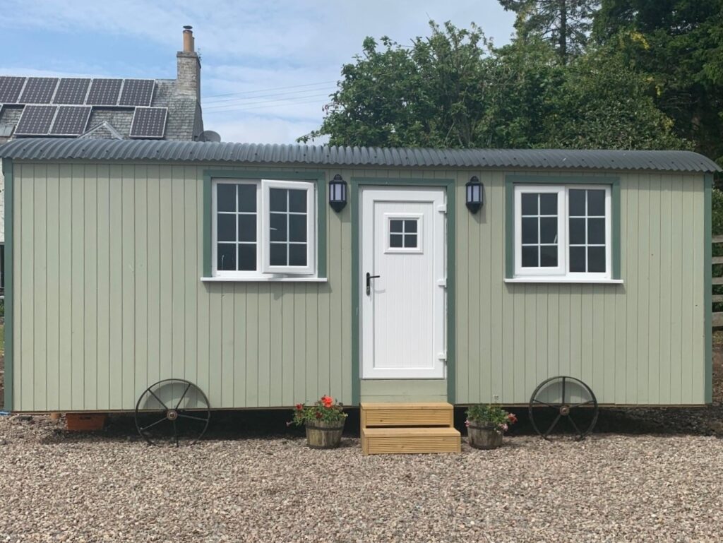 Woodhead Shepherds Hut